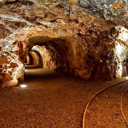 Il Rifugio Del Lupo - E6721