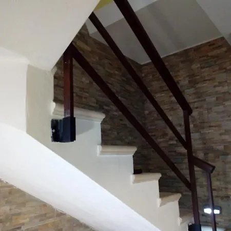 Il Rifugio Del Lupo - E6721 3* Paringianu