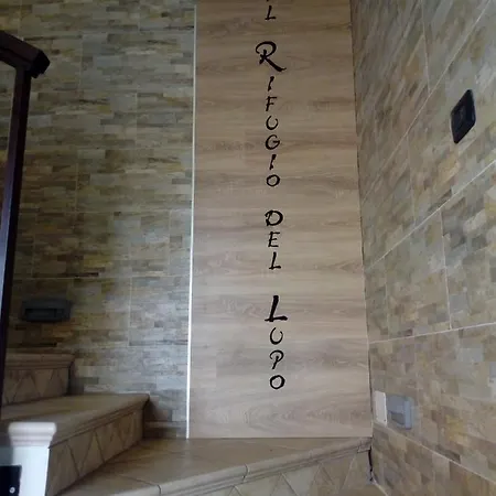 Bed & Breakfast Il Rifugio Del Lupo - E6721