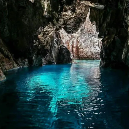 Bed & Breakfast Il Rifugio Del Lupo - E6721 Paringianu