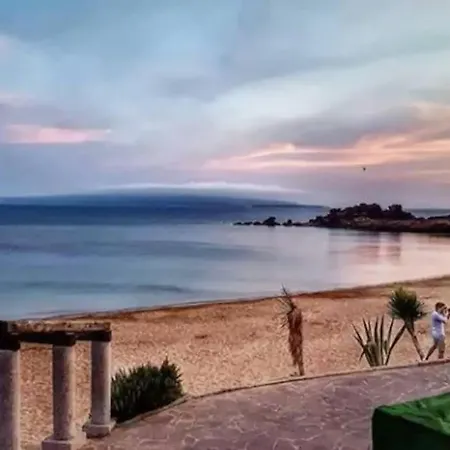 Il Rifugio Del Lupo - E6721 3* Paringianu