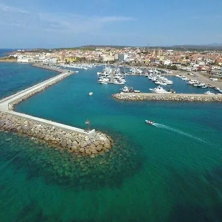Il Rifugio Del Lupo - E6721 3* Paringianu