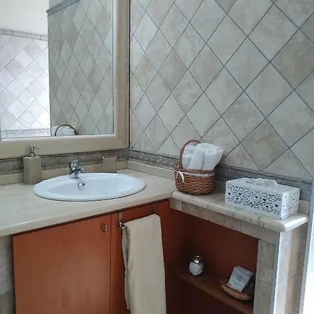 Il Rifugio Del Lupo - E6721 Bed and breakfast 3*